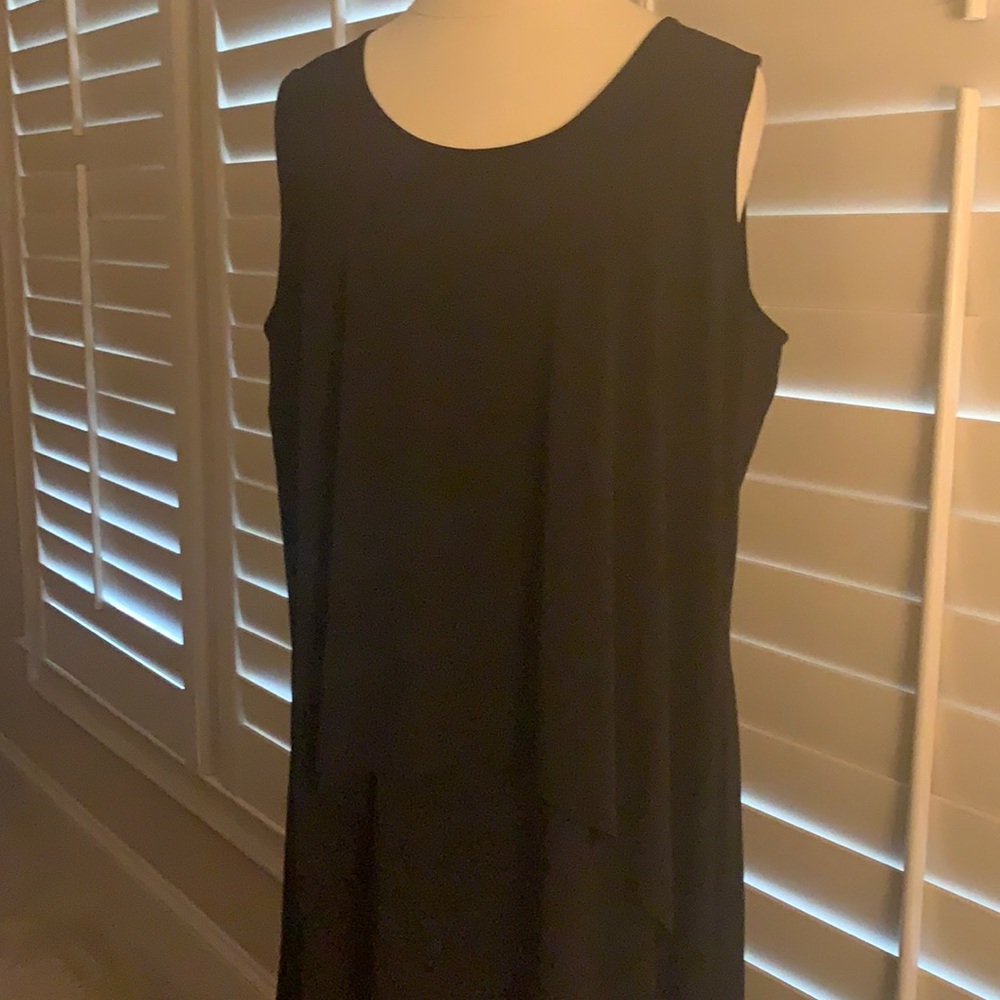 Simple long black dress women’s large